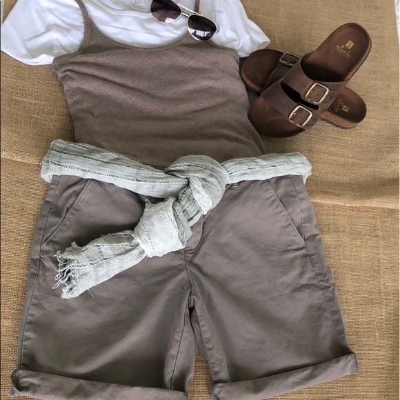 GAP Pants - GAP Original Khaki Shorts- Washed, Vintage Brown color- women’s size 6